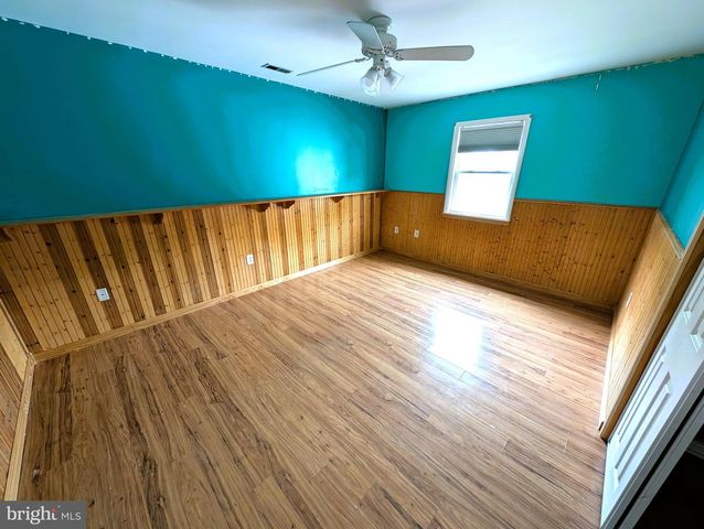 322 WORTON RD, Baltimore, MD 21221