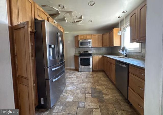 322 WORTON RD, Baltimore, MD 21221