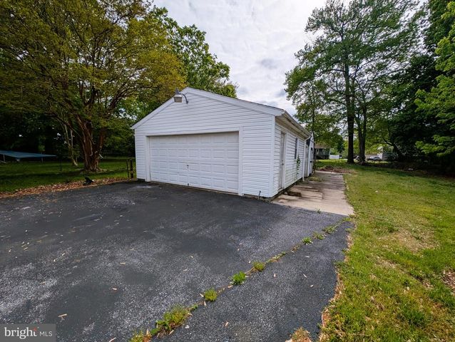 322 WORTON RD, Baltimore, MD 21221