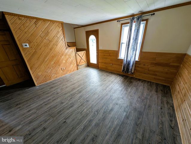 322 WORTON RD, Baltimore, MD 21221