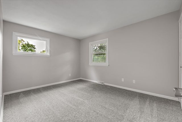 1415 Fairlane Drive, Bettendorf, IA 52722