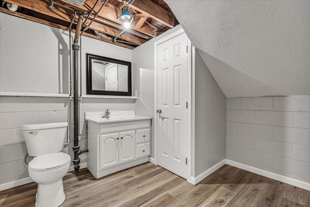 1415 Fairlane Drive, Bettendorf, IA 52722