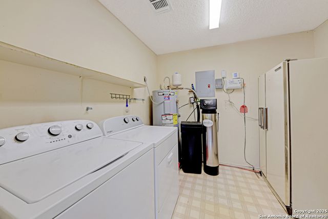 2943 Kingsford, San Antonio, TX 78259
