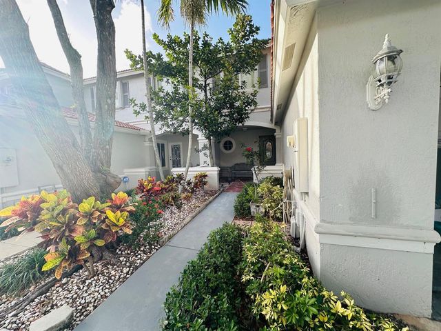 8023 Big Pine Way, Riviera Beach, FL 33407