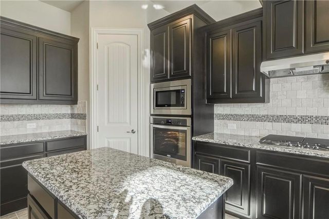 7592 Plowman Lane, Frisco, TX 75035