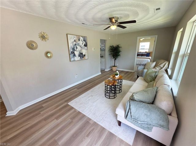 303 Bunche BLVD, Portsmouth, VA 23701