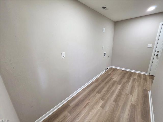 303 Bunche BLVD, Portsmouth, VA 23701