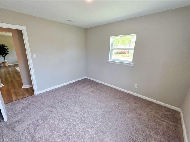 303 Bunche BLVD, Portsmouth, VA 23701