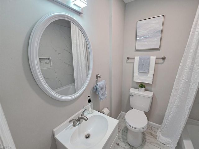 303 Bunche BLVD, Portsmouth, VA 23701