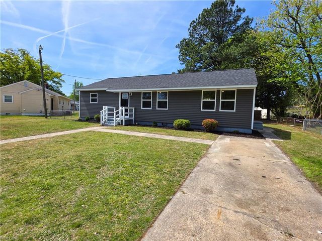 303 Bunche BLVD, Portsmouth, VA 23701