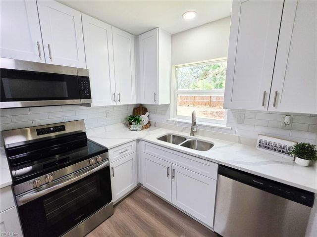 303 Bunche BLVD, Portsmouth, VA 23701