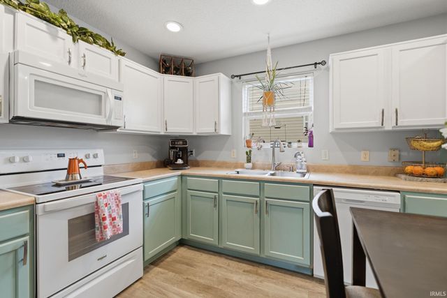 122 Caperiole Place, Fort Wayne, IN 46825
