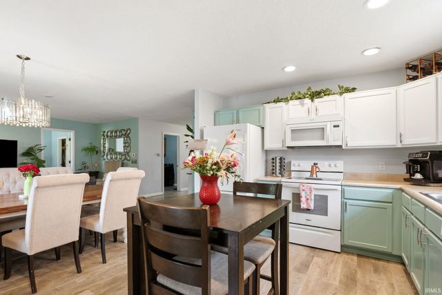 122 Caperiole Place, Fort Wayne, IN 46825