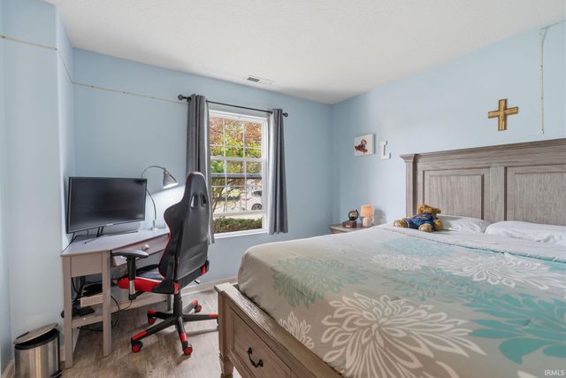 122 Caperiole Place, Fort Wayne, IN 46825