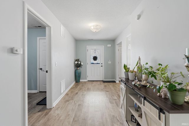 122 Caperiole Place, Fort Wayne, IN 46825
