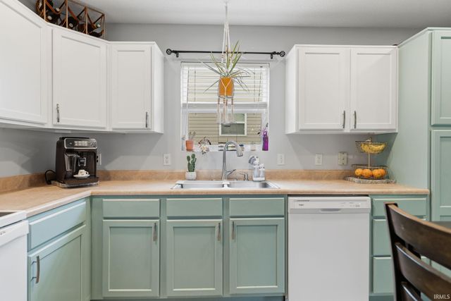122 Caperiole Place, Fort Wayne, IN 46825