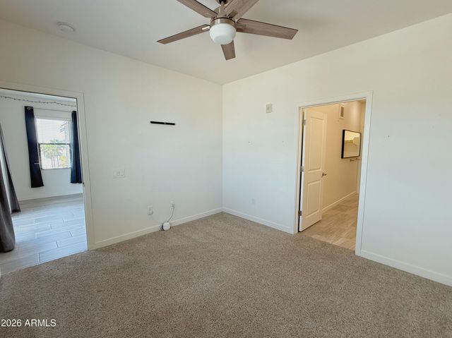 2511 W Queen Creek Road 320, Chandler, AZ 85248