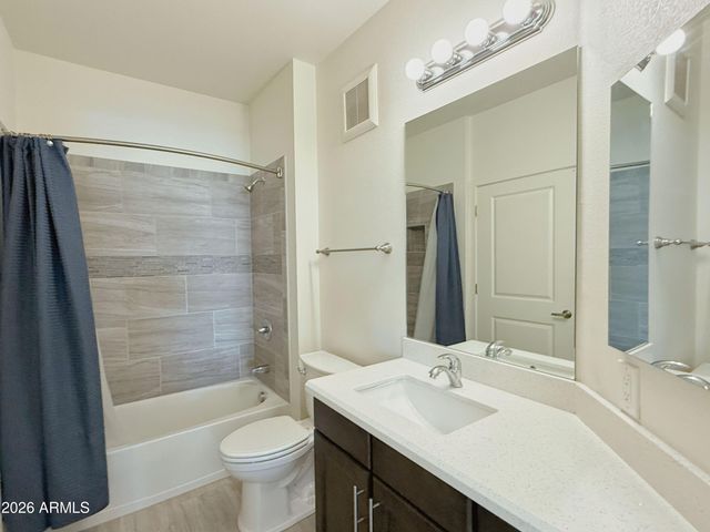 2511 W Queen Creek Road 320, Chandler, AZ 85248