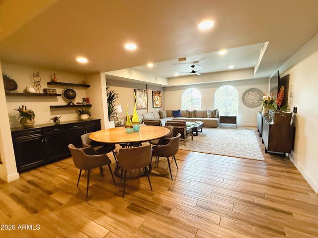 2511 W Queen Creek Road 320, Chandler, AZ 85248