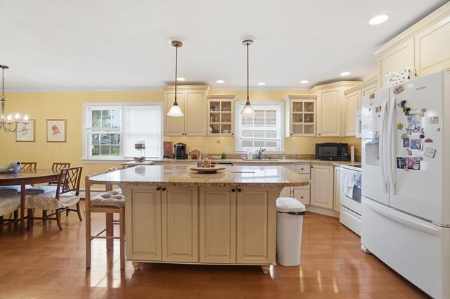 2516 Rebecca Drive 2516 Rebecca Drive, Springfield, OH 45503