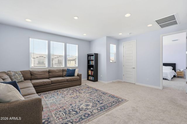 8324 E Paloma Avenue, Mesa, AZ 85212