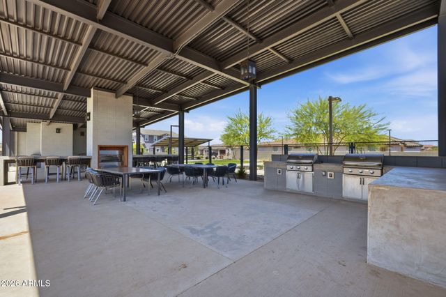 8324 E Paloma Avenue, Mesa, AZ 85212