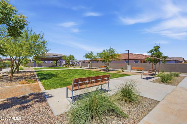 8324 E Paloma Avenue, Mesa, AZ 85212