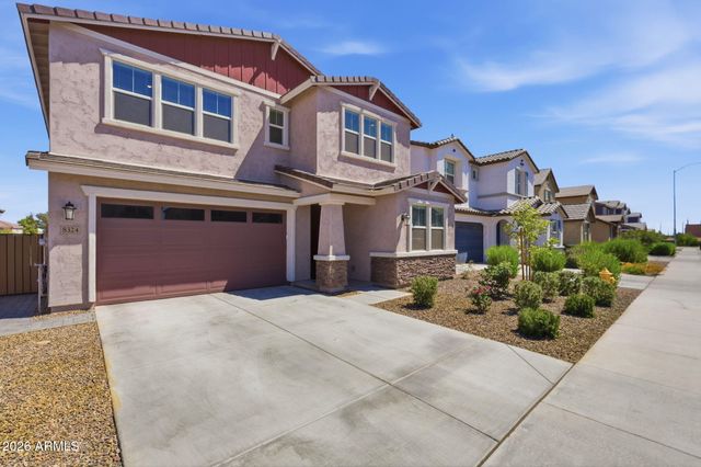 8324 E Paloma Avenue, Mesa, AZ 85212