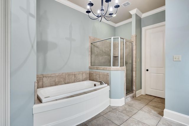 3011 OAKLEIGH MANOR LN, Germantown, TN 38138