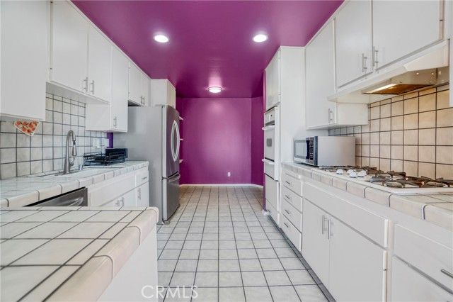 1129 Larrabee Street 10, West Hollywood, CA 90069