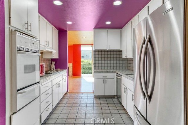 1129 Larrabee Street 10, West Hollywood, CA 90069