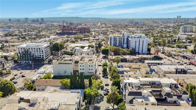 1129 Larrabee Street 10, West Hollywood, CA 90069