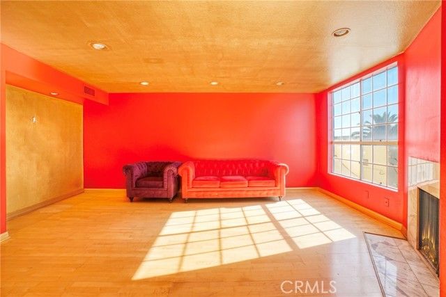 1129 Larrabee Street 10, West Hollywood, CA 90069