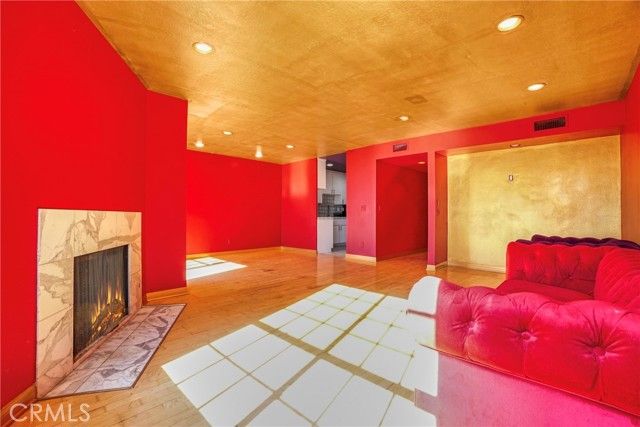 1129 Larrabee Street 10, West Hollywood, CA 90069