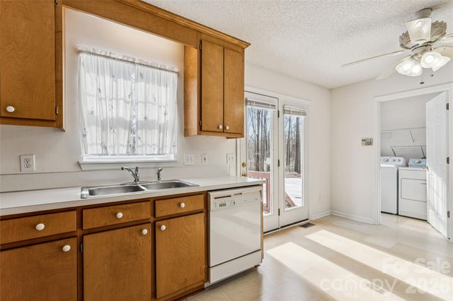 1383 Hidden Valley Drive, Concord, NC 28027