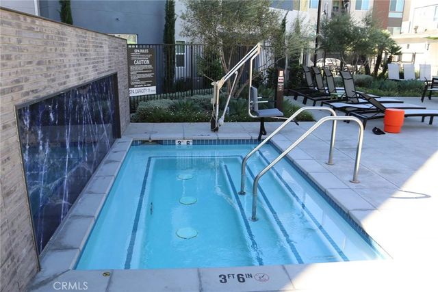 960 N Tangent Privado 303, Ontario, CA 91764