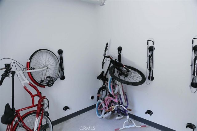 960 N Tangent Privado 303, Ontario, CA 91764