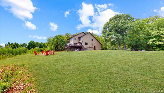 48 Lone Indian Trail, Middletown, NY 10940