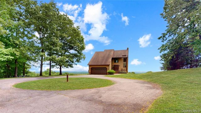 48 Lone Indian Trail, Middletown, NY 10940