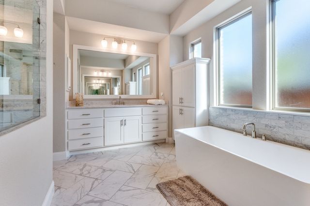 1403 Laurel Green Court, Arlington, TX 76005