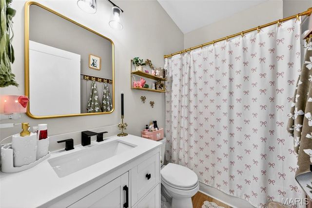 1870 Highway K, St Clair, MO 63077