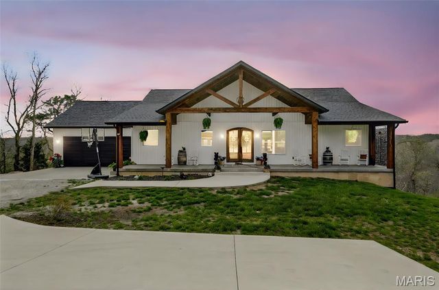 1870 Highway K, St Clair, MO 63077