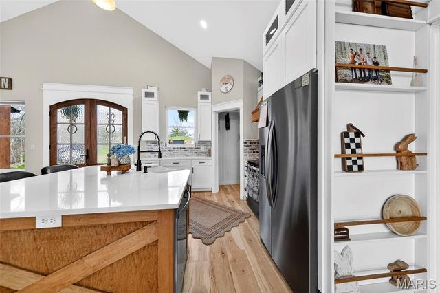 1870 Highway K, St Clair, MO 63077