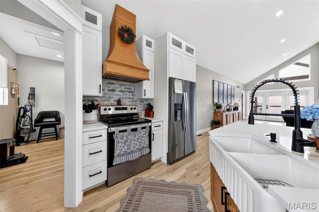 1870 Highway K, St Clair, MO 63077