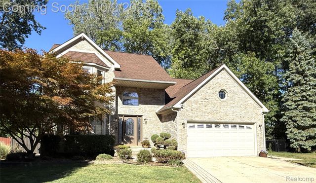 27210 Maple Wood Drive, Brownstown Charter Township, MI 48174