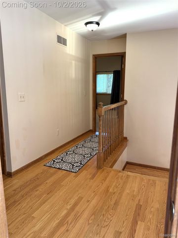 27210 Maple Wood Drive, Brownstown Charter Township, MI 48174