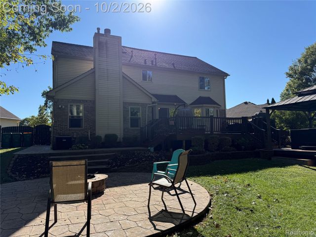 27210 Maple Wood Drive, Brownstown Charter Township, MI 48174