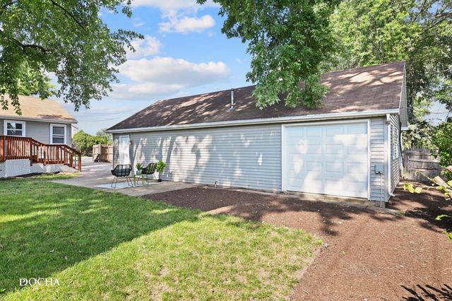312 Oak Street, North Aurora, IL 60542