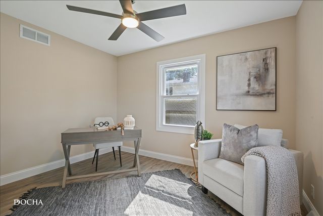 312 Oak Street, North Aurora, IL 60542