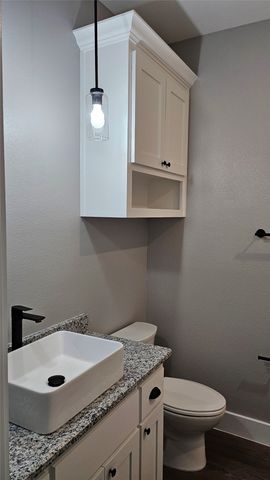 931 West Elm Street, Denison, TX 75020
